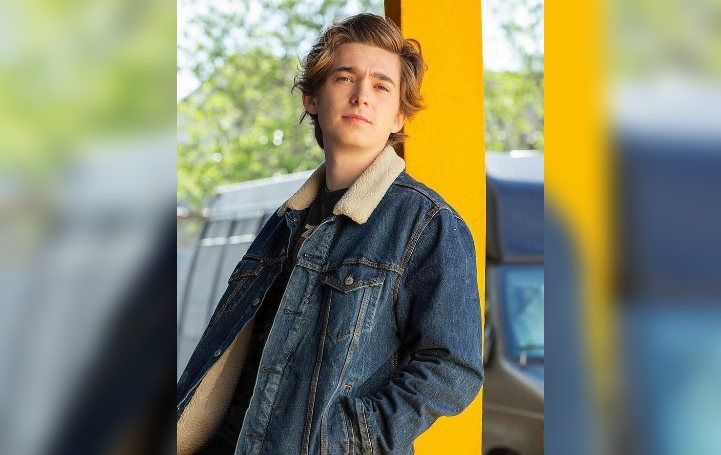 Get to Know Austin Abrams  -  Real Facts About "The Walking Dead" Actor